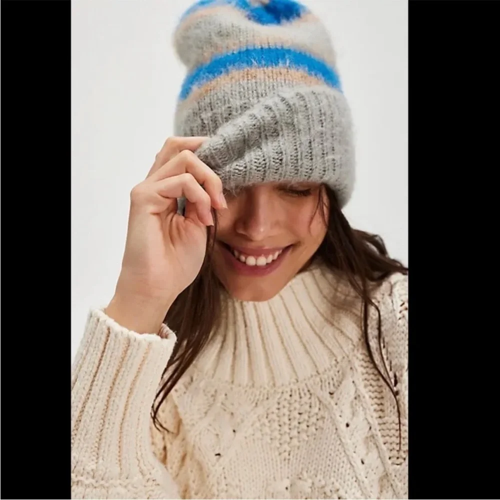 Free people groove striped beanie NWOT